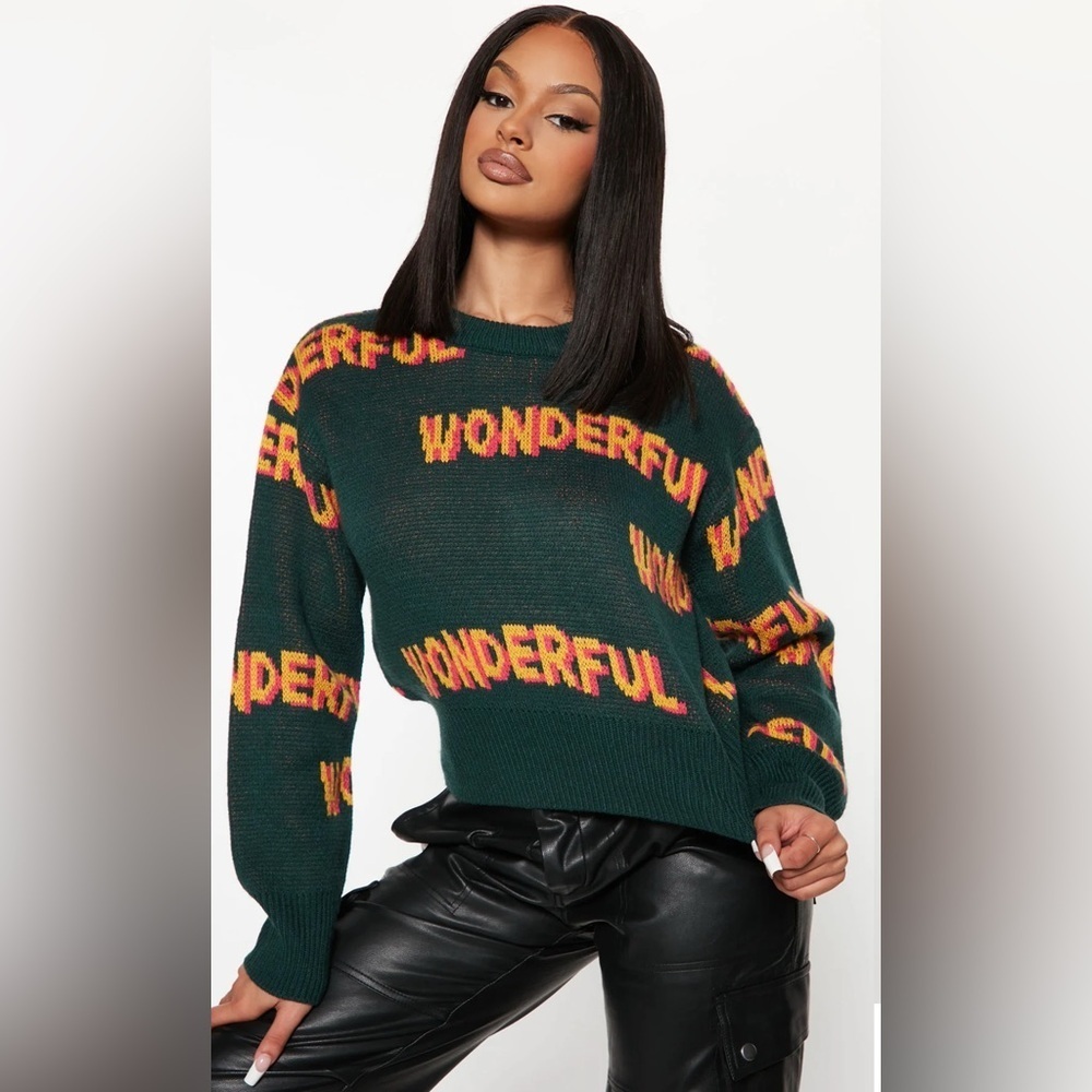 Fashion Nova Women's Green Sweater - Picture 2 of 6